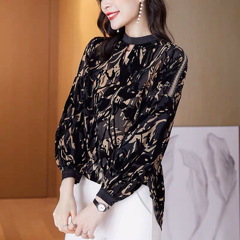 Áo Cổ Khoesc Tay Phòng - SM69